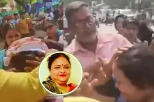 Bahraich News : पुतला दहन के दौरान भाजपा विधायक अनुपमा जायसवाल झुलसीं, लखनऊ रेफर