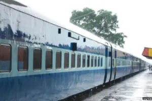 गोंडा जंक्शन पर चोर को पकड़ने में जीआरपी जवान गंभीर घायल, दोनों पैर कटे