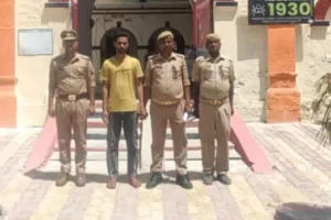 उभांव पुलिस को सफलता, एससी/एसटी एक्ट व बीएनएस मामले में वांछित अभियुक्त गिरफ्तार