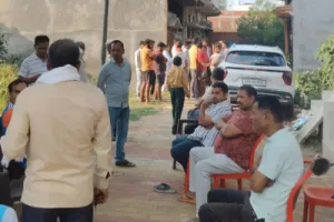 बलिया में भीषण सड़क हादसा : बाइक सवार पति-पत्नी की मौत, एएनएम थी नीतू