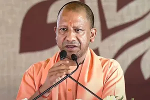 सड़कों पर नमाज की इजाजत नहीं, कानून सबके लिए समान : सीएम योगी