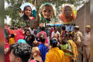 मेले में महिलाओं से कुंडल लूटे, एक व्यक्ति का पर्स भी चोरी
