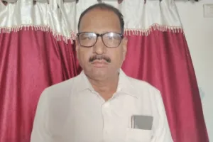 Ballia News : असमय निधन से शिक्षा जगत में शोक की लहर, प्रधानाध्यापक रमेश सिंह को श्रद्धांजलि