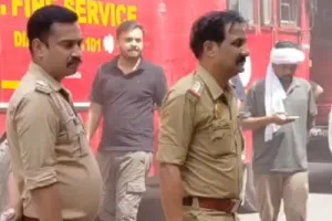 टाउन हॉल रोड स्थित मिर्ची रेस्टोरेंट में लगी आग, बड़ा हादसा टला