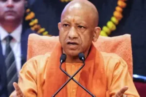 UP News: 38 आईएएस अधिकारियों के तबादले, कई जिलों में नए डीएम तैनात