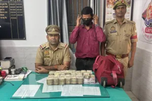 Ballia News: छपरा एक्सप्रेस में 36.25 लाख रुपये के साथ युवक गिरफ्तार, आयकर विभाग को दी गई सूचना