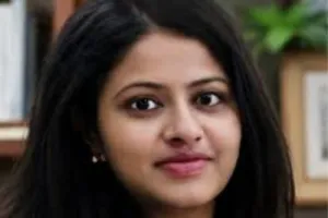 84 वर्षीय पिता की अनदेखी पड़ी भारी, महिला IAS ने तीन बेटों को भेजा जेल