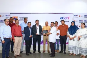 अदाणी फाउंडेशन और अनुष्का फाउंडेशन की साझेदारी, 10 हजार क्लबफुट प्रभावित बच्चों को मिलेगा इलाज