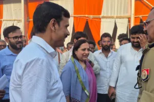 Ballia News: बेरूआरबारी में 22 जून से नौ दिवसीय श्रीराम कथा का शुभारंभ, डीएम-एसपी ने किया आयोजन स्थल का निरीक्षण