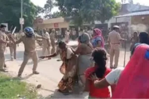Shahjahanpur News : शाहजहांपुर में दुष्कर्म आरोपी के एनकाउंटर पर बवाल, फर्जी मुठभेड़ का आरोप लगाकर ग्रामीणों ने घेरा पुलिस चौकी