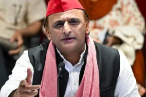 भाजपा की नजर देश पर नहीं, डोनेशन पर है : अखिलेश यादव
