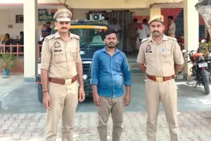 Ballia News: प्रसूता की मौत के मामले में एक गिरफ्तार, महिला आरोपी फरार; 40 हजार रुपये लेकर कराई गई थी डिलीवरी