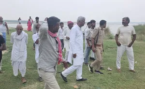 Ballia News : दुबेछपरा कटान रोधी कार्य में मिली खामियां, विधायक जयप्रकाश अंचल ने जताई नाराजगी
