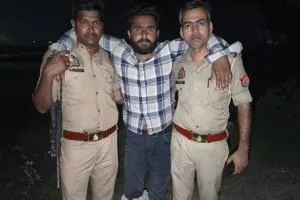 हत्या का वांछित आरोपी पुलिस मुठभेड़ में गिरफ्तार, पैर में लगी गोली