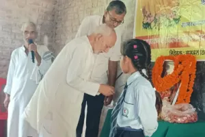 बलिया: शिवबचनी देवी की प्रथम पुण्यतिथि पर पांच जरूरतमंद बच्चों को निःशुल्क शिक्षा देने का संकल्प