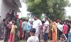 Ballia News: ससुराल पहुंचे पति ने पत्नी पर चाकू से किया हमला, गंभीर रूप से घायल