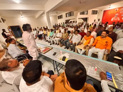 सांसद नीरज शेखर ने चंद्रशेखर हाफ मैराथन का लोगो लॉन्च किया, तैयारियों को अंतिम रूप