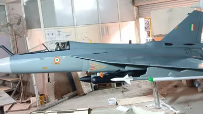 लखनऊ में ग्रीन कॉरिडोर पर लगेगा ‘तेजस’ विमान का मॉडल, युवाओं को देगा प्रेरणा