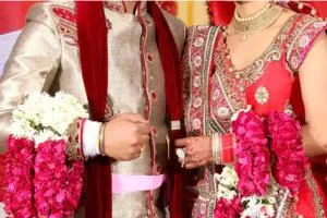 बलिया: जयमाल के दौरान कथित प्रेमी के पहुंचने से शादी में हंगामा, पांच युवक पुलिस हिरासत में